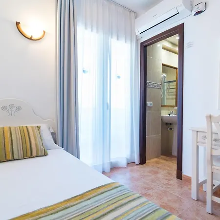 Hotel Ses Puntetes 3*