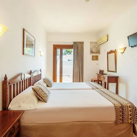 Hotel Ses Puntetes 3*